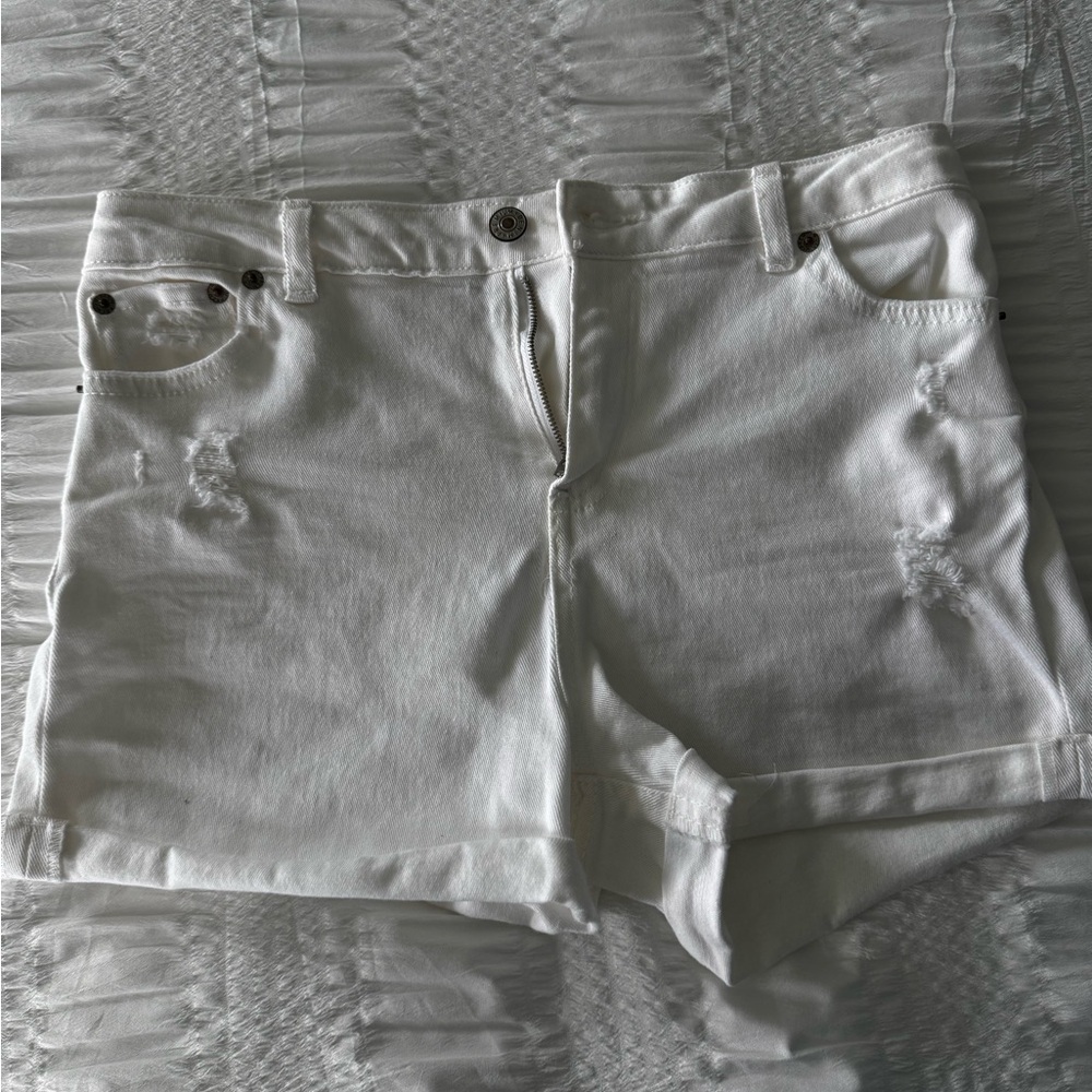 White Women's Denim Shorts - Casual High-Rise Style